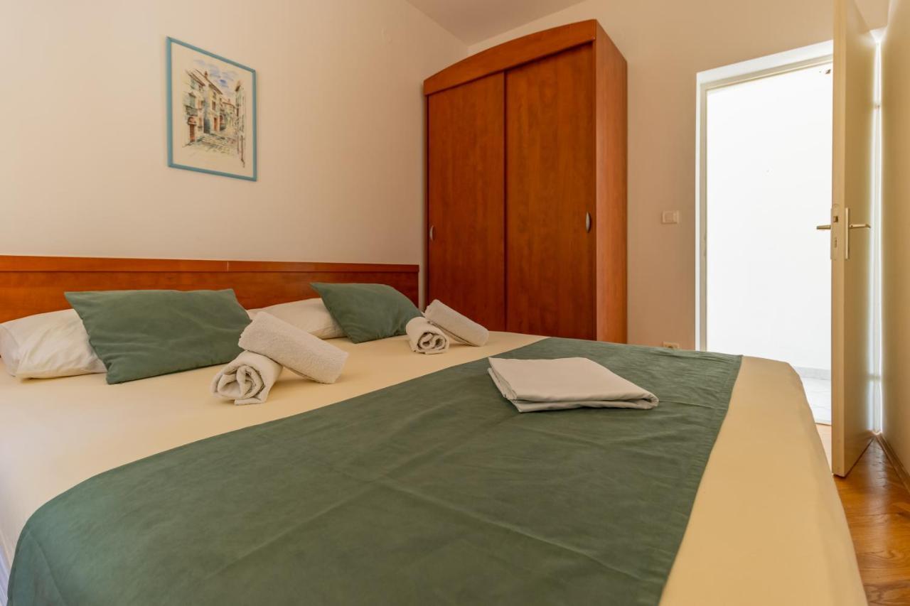 Apartments Villa Mandolina Marusici  Buitenkant foto